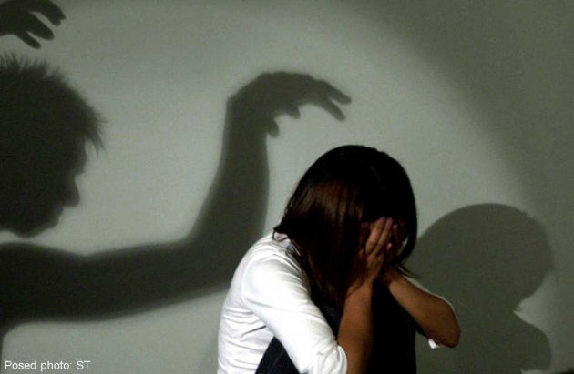 Dư luận hiện đang v&ocirc; c&ugrave;ng bức x&uacute;c trước nghi &aacute;n thiếu nữ 17 bị bạo h&agrave;nh gia đ&igrave;nh d&atilde; man