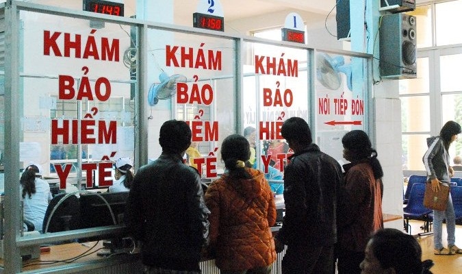Thủ tướng chỉ đạo xử l&yacute; nghi&ecirc;m việc lạm dụng, trục lợi Quỹ BHYT