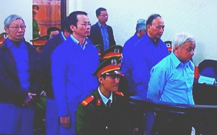 x&eacute;t xử bầu ki&ecirc;n