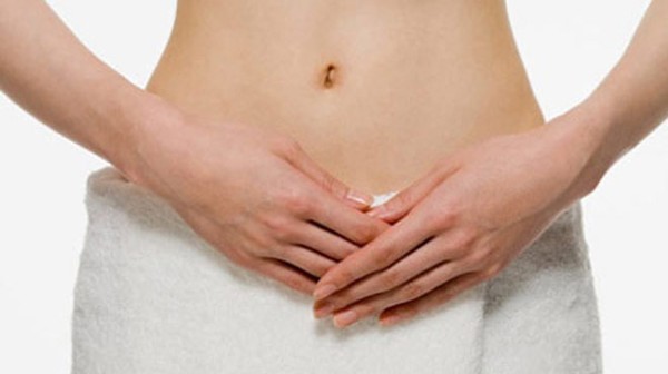 Phụ nữ mắc một số bệnh phụ khoa n&ecirc;n đi kh&aacute;m để được điều trị
