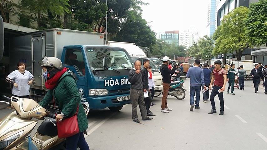 Bến xe chui tại Hapulico