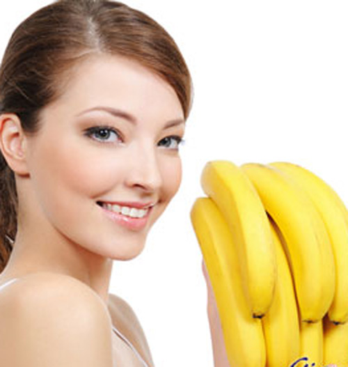 B&iacute; quyết l&agrave;m đẹp khi d&ugrave;ng chuối sẽ gi&uacute;p mọi người ngăn ngừa nếp nhăn 
