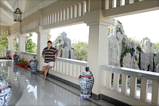 Biệt thự gỗ của Ho&agrave;ng Mập