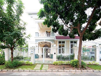 Biệt thự xa xỉ của diễn vi&ecirc;n Mai Thu Huyền