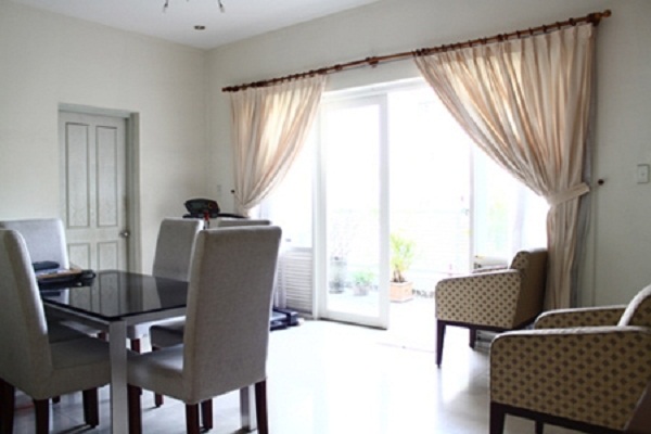 Nội thất thiết kế hợp l&yacute;, tạo th&ecirc;m kh&ocirc;ng gian cho căn hộ.