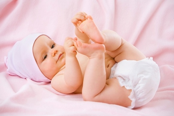 Bỉm, t&atilde; giấy c&oacute; thể g&acirc;y ngạt thở ở trẻ, điều c&aacute;c bậc cha mẹ &iacute;t ngờ tới