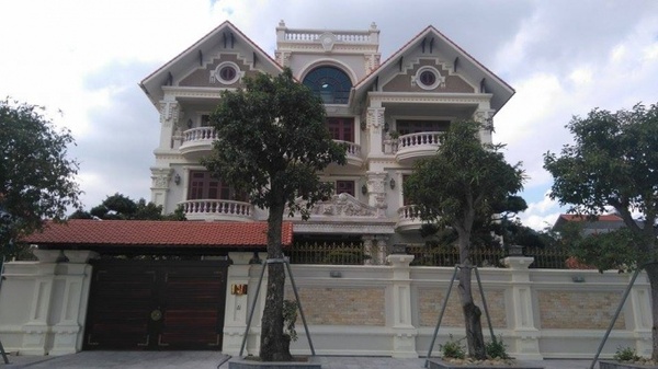 Biệt thự của nguy&ecirc;n Ch&aacute;nh &aacute;n T&ograve;a &aacute;n tỉnh Quảng Ninh