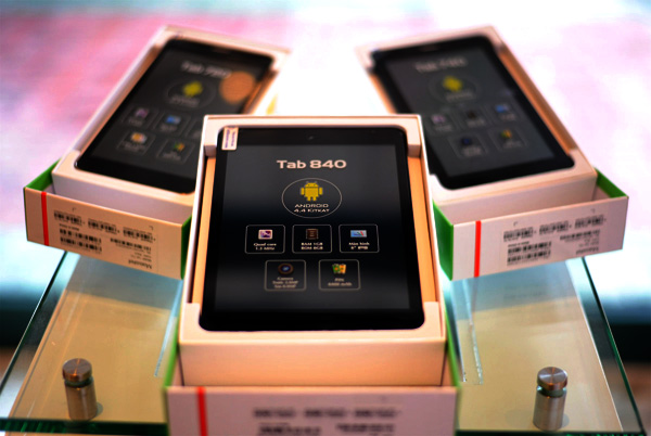 Bộ ba m&aacute;y t&iacute;nh bảng gi&aacute; rẻ đến từ Masstel Tab series