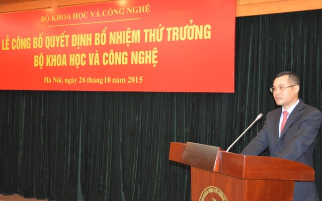 Tân Thứ trưởng Bộ KH&CN Phạm Đại Dương phát biểu cảm ơn khi nhận chức vụ mới Tân Thứ trưởng Bộ KH&CN Phạm Đại Dương phát biểu cảm ơn khi nhận chức vụ mới