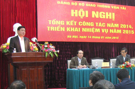 Bộ trưởng Đinh La Thăng y&ecirc;u cầu đổi mới c&ocirc;ng t&aacute;c c&aacute;n bộ