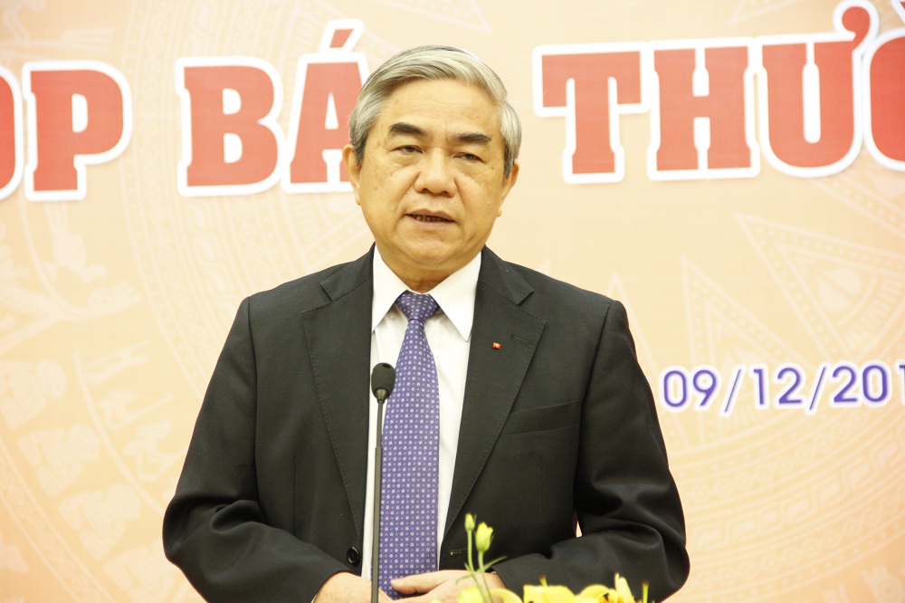 Bộ trưởng Nguyễn Qu&acirc;n chủ tr&igrave; họp b&aacute;o thường kỳ &uacute;y IV năm 2014