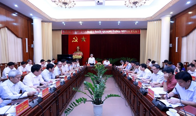 Đoàn công tác của Bộ Khoa học & Công nghệ do đồng chí Nguyễn Quân – UVTW Đảng, Bộ trưởng Bộ KH&CN làm Trưởng đoàn có buổi thăm và làm việc tại tỉnh Bắc Ninh. Đoàn công tác của Bộ Khoa học & Công nghệ do đồng chí Nguyễn Quân – UVTW Đảng, Bộ trưởng Bộ KH&CN làm Trưởng đoàn có buổi thăm và làm việc tại tỉnh Bắc Ninh.