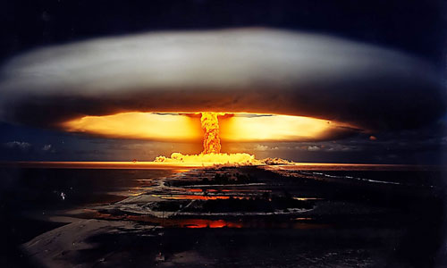 Quang cảnh sau khi bom hạt nh&acirc;n Tsar Bomba ph&aacute;t nổ