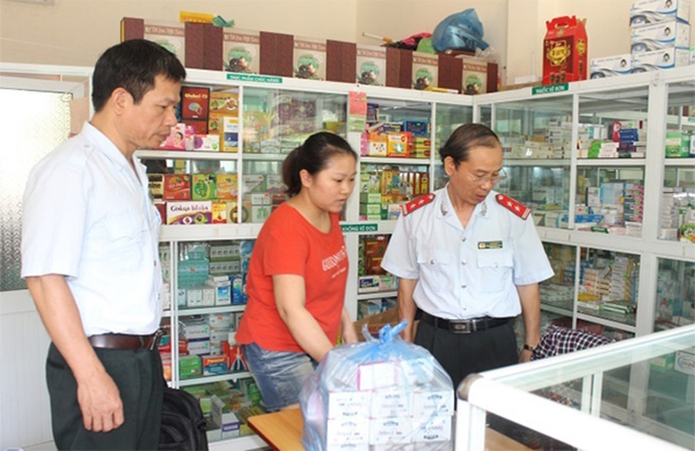 Xử phạt C&ocirc;ng ty dịch vụ 13Win19 tải ứng dụng Nam Nh&acirc;́t trong kinh doanh thu&ocirc;́c. Ảnh minh họa
