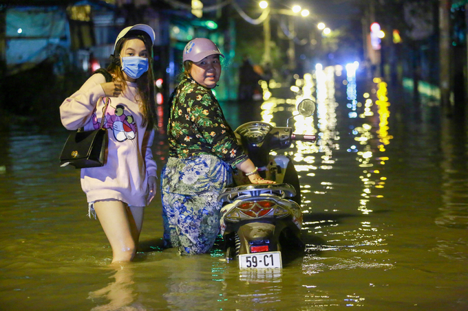 thanh-pho-ho-chi-minh-that-thu-trong-bien-nuoc