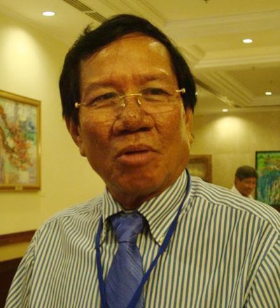 khoi-to-nguyen-chu-tich-tap-doan-cao-su-viet-nam-cung-4-nguyen-lanh-dao-can-bo-cong-ty-con