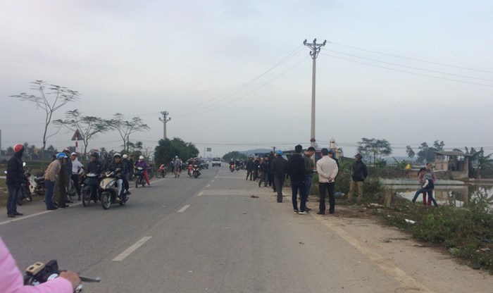 vu-xe-dien-tong-chet-2-nu-sinh-roi-bo-chay-tai-xe-co-nong-do-con-muc-cao-nhat