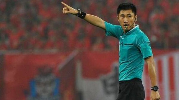 trong-tai-trung-quoc-bat-tran-chung-ket-cua-u23-viet-nam-vff-len-tieng