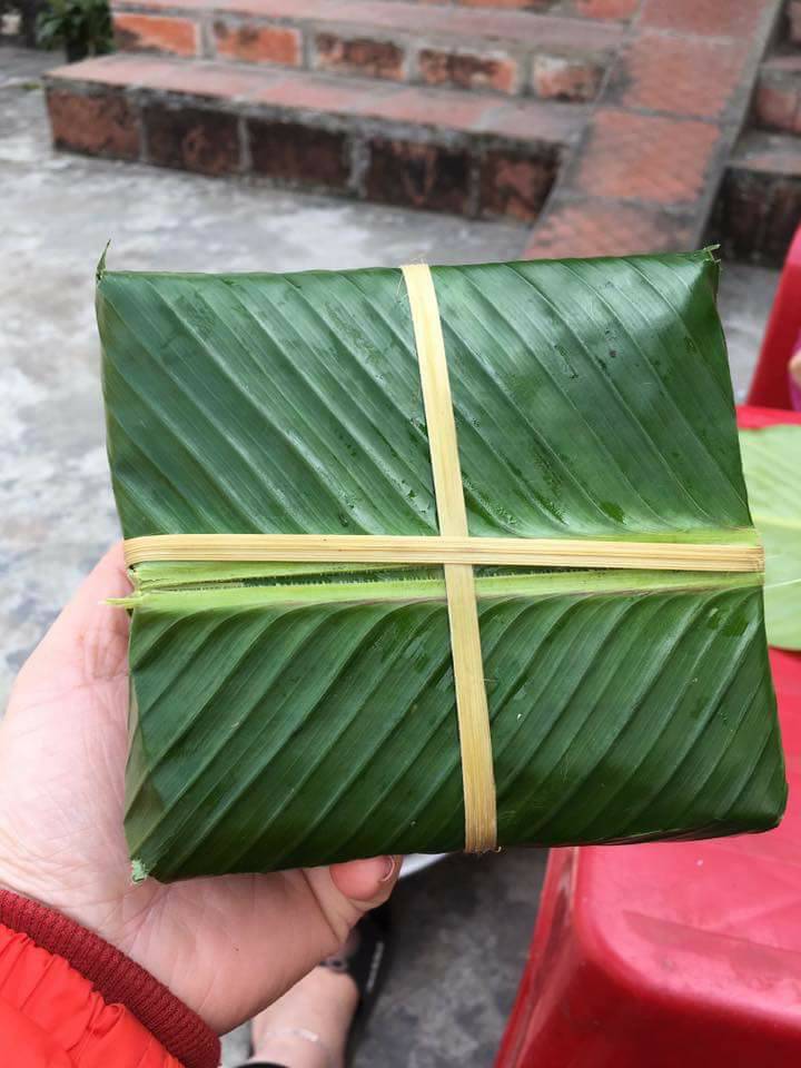 1001-kieu-khoe-banh-chung-cua-cu-dan-mang-va-cai-ket-bat-ngo