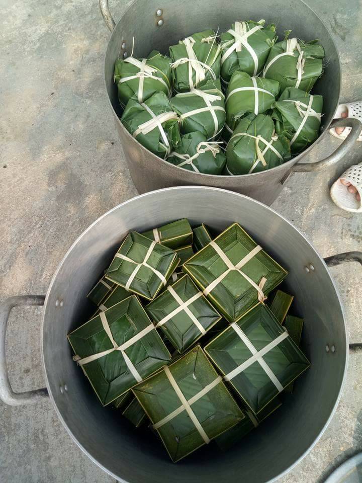 1001-kieu-khoe-banh-chung-cua-cu-dan-mang-va-cai-ket-bat-ngo