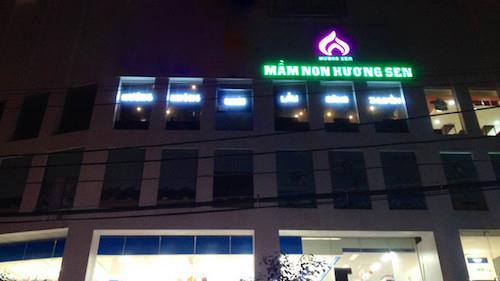 be-3-tuoi-roi-tu-tang-20-xuong-tu-vong-truong-mam-non-hoat-dong-chui-khong-co-giay-phep
