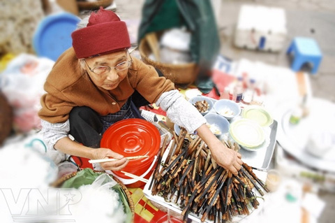 những tiệm b&uacute;n chả nổi tiếng nhất H&agrave; Th&agrave;nh