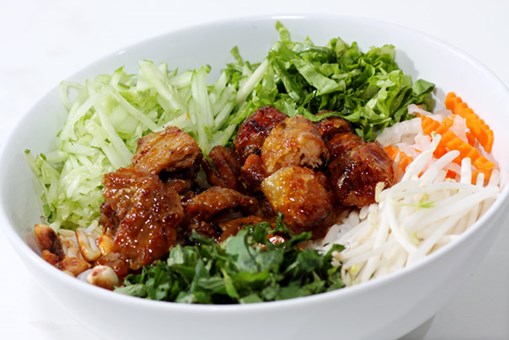 những qu&aacute;n b&uacute;n chả nổi tiếng nhất S&agrave;i G&ograve;n