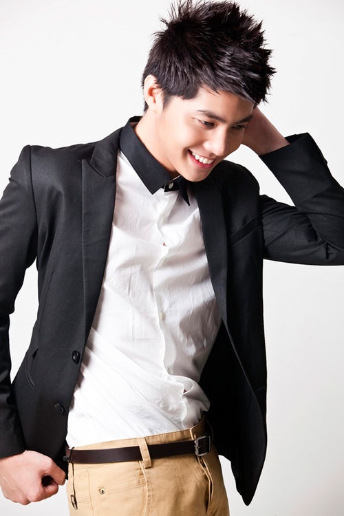 Noo Phước Thịnh lần đầu thử sức với Dancesport trong đ&ecirc;m chung kết Bước nhảy Ho&agrave;n vũ 2015