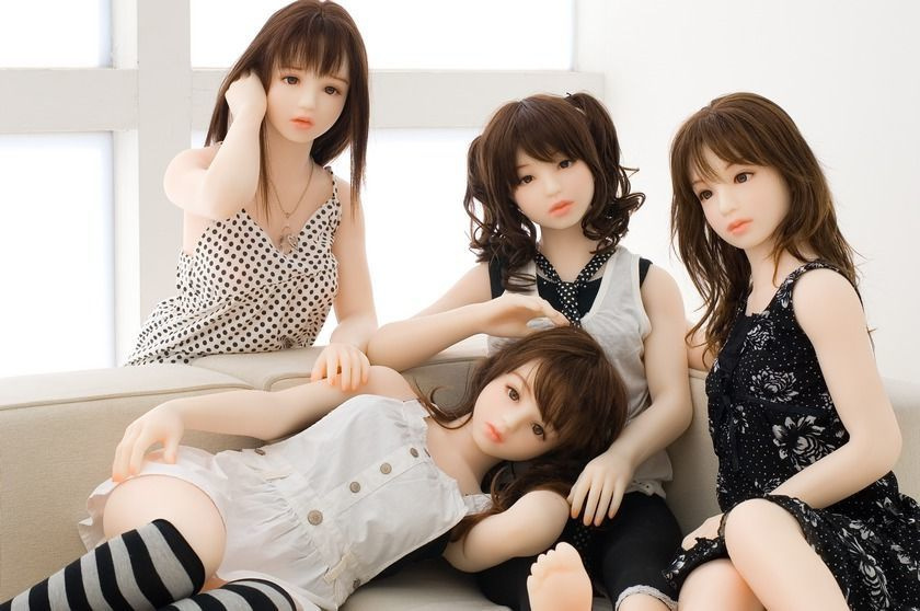 Búp bê tình dục là món đồ không còn xa lạ với những người có nhu cầu ‘chuyện ấy’ cao hoặc những người độc thân. công nghệ ngày nay cho phép sản xuất búp bê tình dục ngày càng giống như người thật.