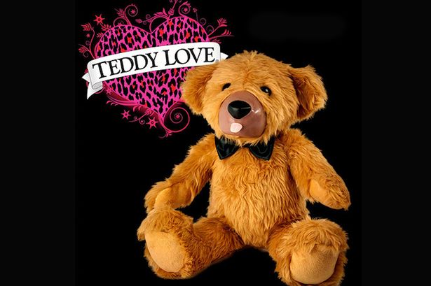 B&uacute;p b&ecirc; t&igrave;nh dục Teddy Love được đ&aacute;nh gi&aacute; l&agrave; qu&agrave; tặng &lsquo;hot&rsquo; v&agrave; kỳ lạ nhất m&ugrave;a Valentine n&agrave;y