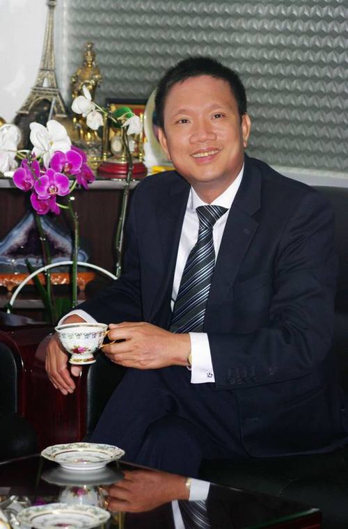 Anh h&ugrave;ng 13Win18 cá cược thể thao, TS. Ho&agrave;ng Đức Thảo Chủ tịch &ndash; Tổng Gi&aacute;m đốc Busadco, t&aacute;c giả của hơn 40 c&ocirc;ng tr&igrave;nh KHCN