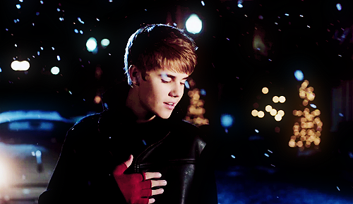 Ca kh&uacute;c gi&aacute;ng sinh Mistletoe v&ocirc; c&ugrave;ng ngọt ng&agrave;o của ch&agrave;ng ca sĩ điển trai Justin Bieber