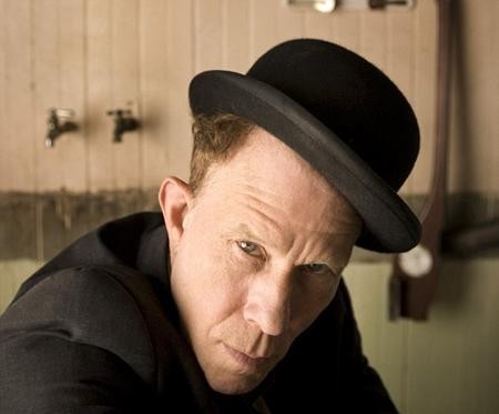 Danh ca Tom Waits