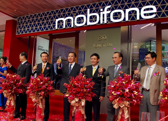 cửa h&agrave;ng b&aacute;n lẻ MobiFone
