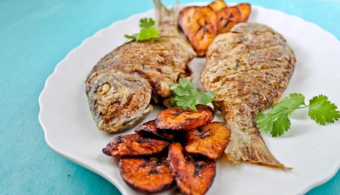 Kh&oacute; ph&acirc;n biệt c&aacute; tươi ngon sau khi chế biến