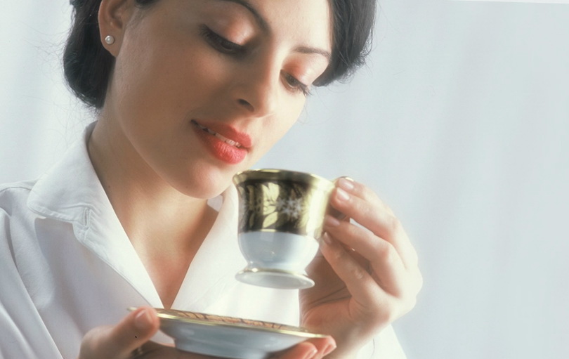 Cafe l&agrave; một trong c&aacute;c biện ph&aacute;p tr&aacute;nh thai tương đối hiệu quả