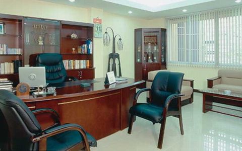 B&agrave;i tr&iacute; b&agrave;n l&agrave;m việc hợp phong thủy sẽ mang lại may mắn, c&aacute;t vượng cho chủ nh&acirc;n