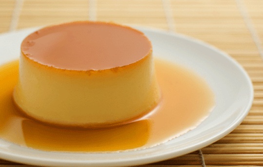 M&oacute;n b&aacute;nh flan sữa chua kiểu mới c&oacute; vị chua nhẹ v&agrave; m&aacute;t m&aacute;t rất lạ miệng, ăn m&atilde;i kh&ocirc;ng ng&aacute;n