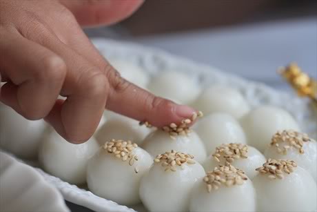 B&aacute;nh tr&ocirc;i l&agrave; m&oacute;n ăn truyền thống của người Việt trong ng&agrave;y Tết H&agrave;n thực
