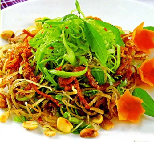 Gỏi rau muống l&agrave; một m&oacute;n ăn rất ngon trong những ng&agrave;y h&egrave;