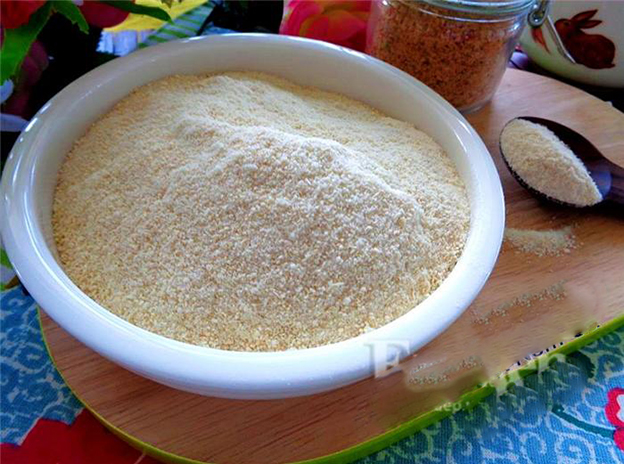 C&aacute;ch l&agrave;m hạt n&ecirc;m từ thịt g&agrave; kh&ocirc;ng qu&aacute; kh&oacute; lại an to&agrave;n