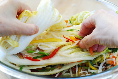 C&aacute;ch l&agrave;m kim chi kh&ocirc;ng cay cần đến sự tỉ mỉ, kh&eacute;o l&eacute;o của b&agrave; nội trợ