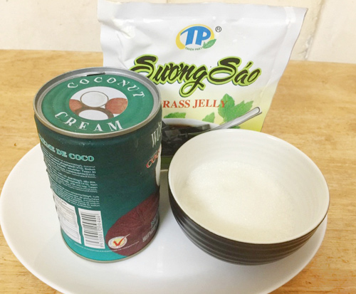 C&aacute;ch l&agrave;m thạch sương s&aacute;o thơm m&aacute;t đơn giản với những nguy&ecirc;n liệu dễ t&igrave;m