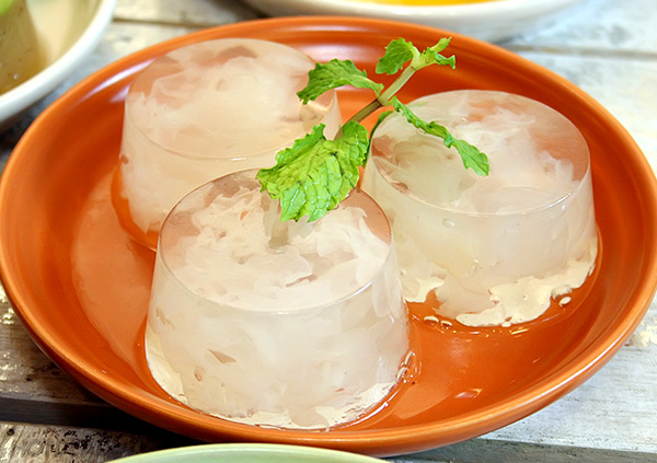 C&aacute;ch l&agrave;m m&oacute;n thạch rau c&acirc;u dừa vốn kh&aacute; đơn giản v&agrave; dễ thực hiện
