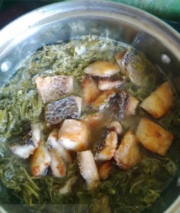 Học c&aacute;ch nấu canh dưa sắn để đ&atilde;i cả nh&agrave;