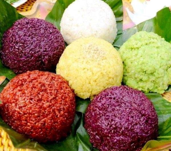 X&ocirc;i ngũ sắc c&oacute; h&igrave;nh thức bắt mắt v&agrave; hương vị thơm ngon