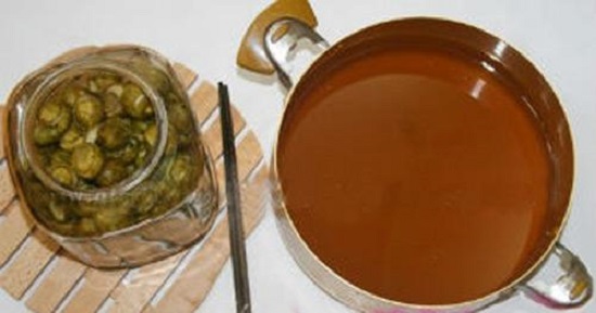 C&aacute;ch ng&acirc;m sấu giải nhiệt m&ugrave;a h&egrave; với những bước đơn giản