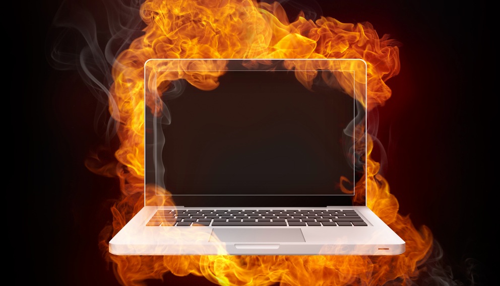 Phải biết một số c&aacute;ch tản nhiệt cho Macbook để 'tr&aacute;nh n&oacute;ng' cho m&aacute;y hiệu quả