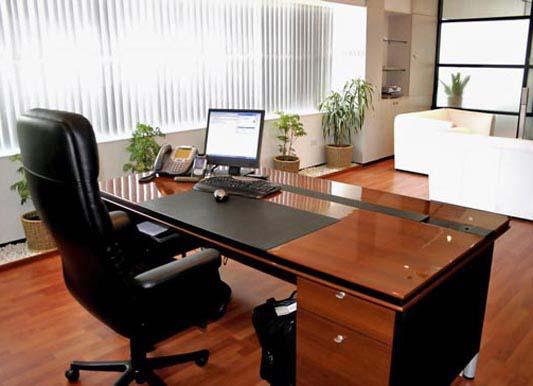 Đặt m&aacute;y t&iacute;nh nơi th&ocirc;ng tho&aacute;ng l&agrave; một c&aacute;ch tản nhiệt cho laptop trong những ng&agrave;y n&oacute;ng bức