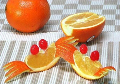 Những ch&uacute; cua đ&aacute;ng y&ecirc;u từ quả cam sau khi ho&agrave;n th&agrave;nh
